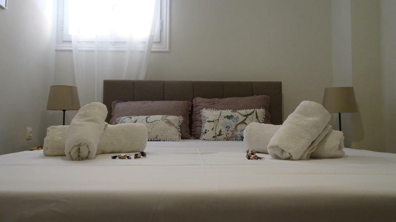 Elegant And Comfortable Apartment In The City Center Ermoupoli Buitenkant foto